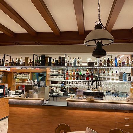 Hotel Restaurant Thum バーリンゲン エクステリア 写真