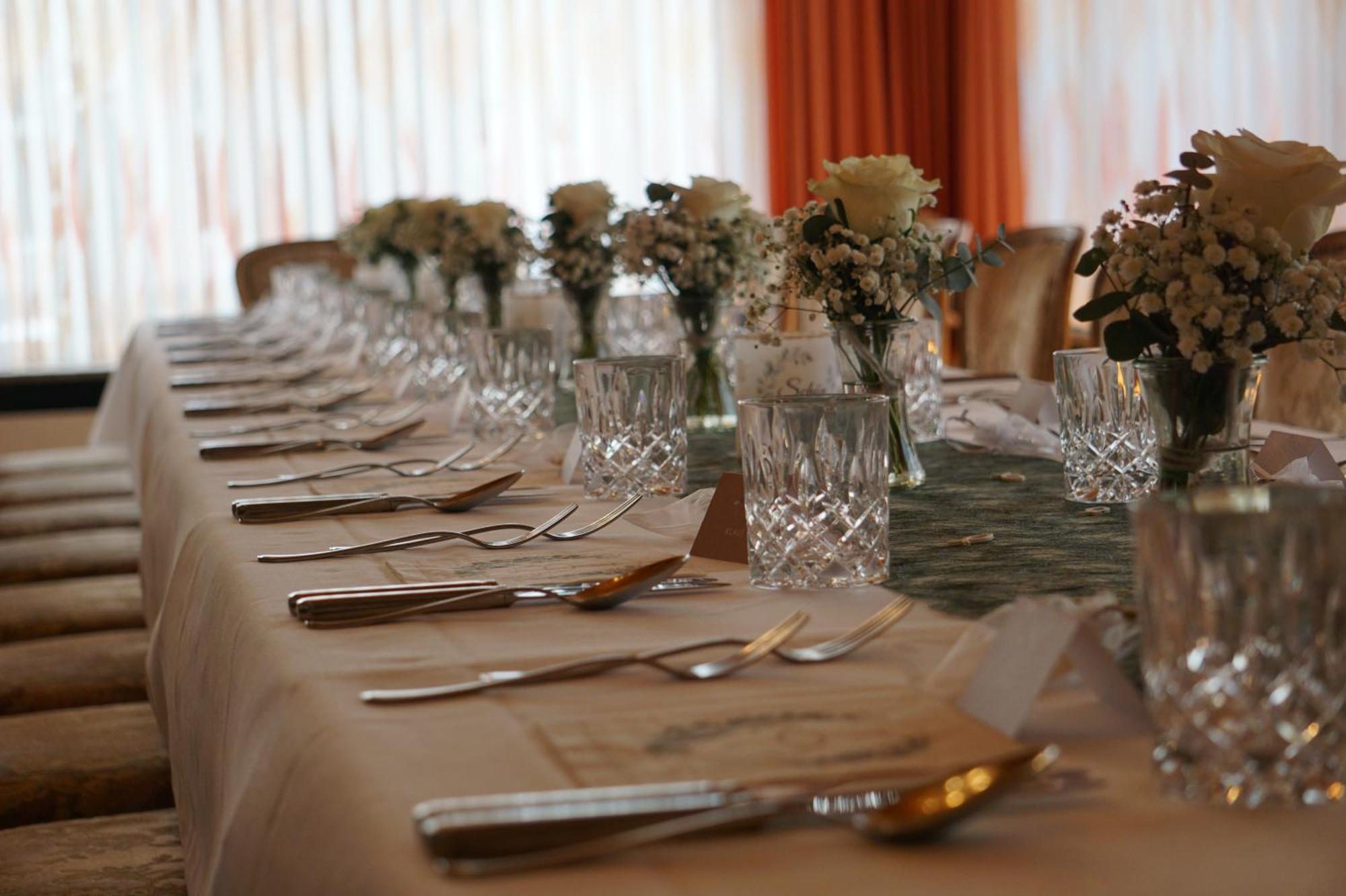 Hotel Restaurant Thum バーリンゲン エクステリア 写真