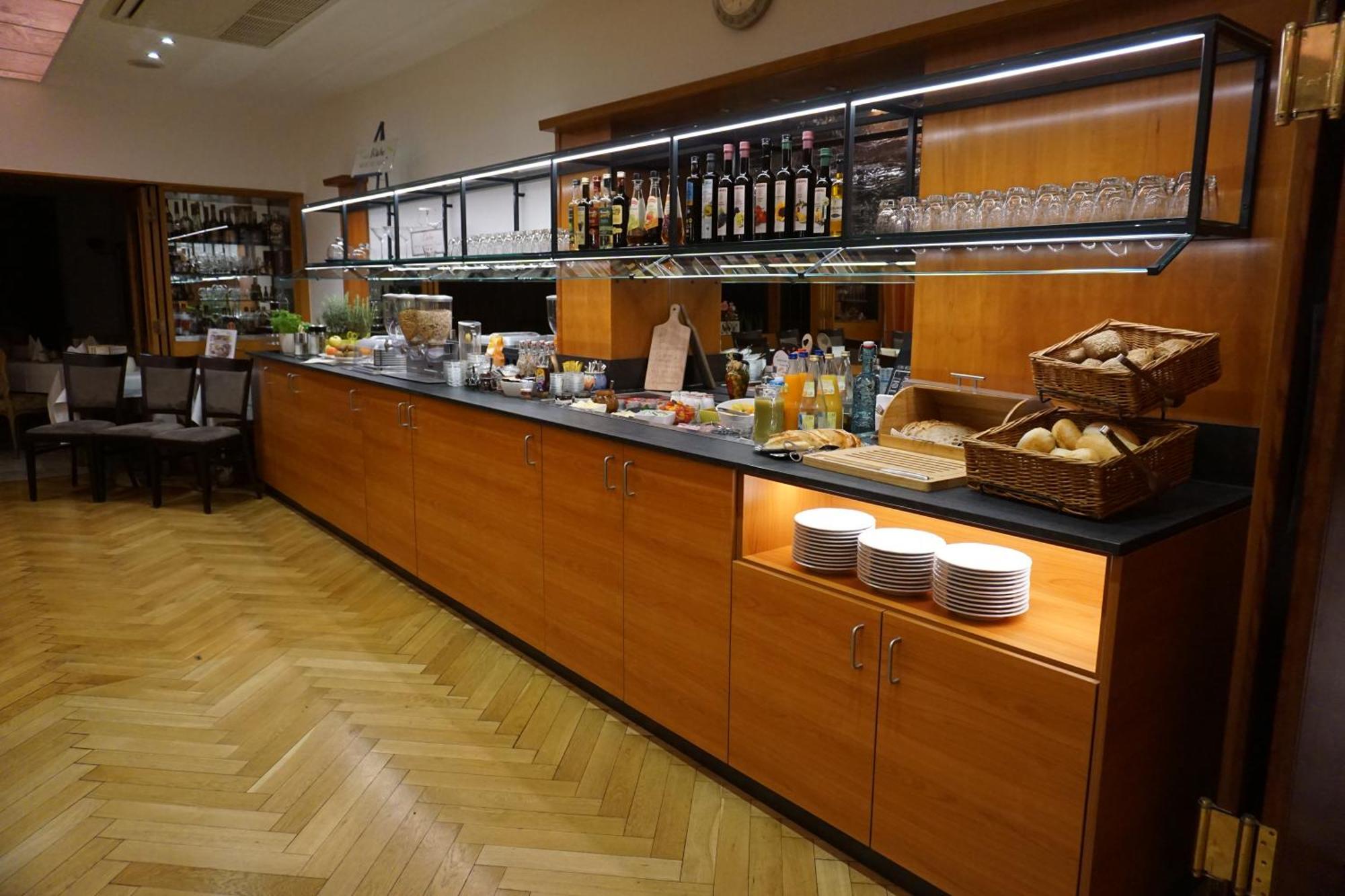 Hotel Restaurant Thum バーリンゲン エクステリア 写真