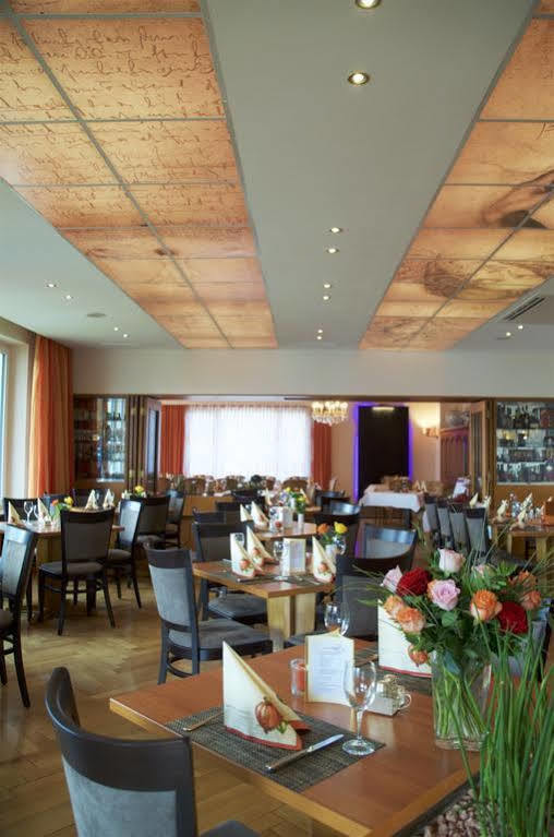 Hotel Restaurant Thum バーリンゲン エクステリア 写真
